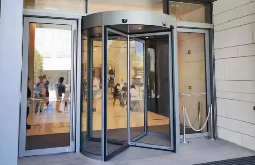 甘肃旋转门改善残障人士的出行体验！