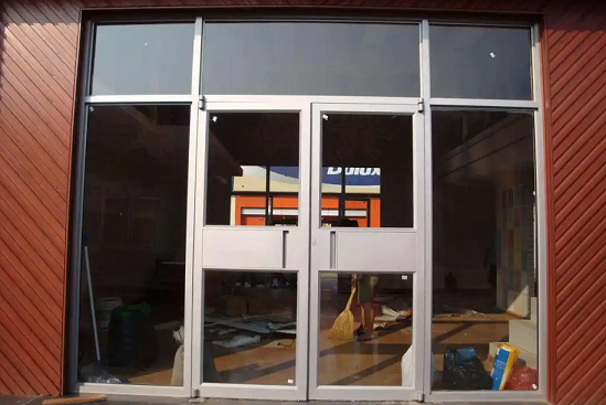 甘肃肯德基门有保温隔热性能吗？