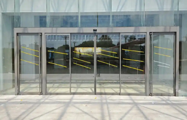 甘肃浅谈感应门的自动防夹与紧急开启优势！